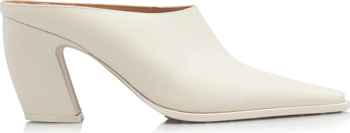 Neutral
