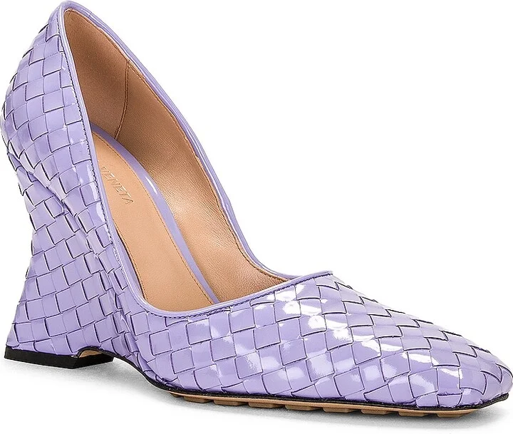 Bottega Veneta Comet Pump in Purple - Image 2