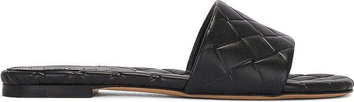 Bottega Veneta Flat Sandal in Black