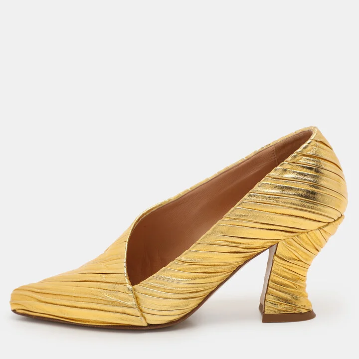 Bottega Veneta Gold Lame Leather Folded Pumps Size 36.5