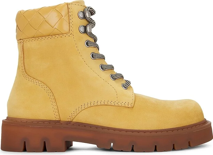Bottega Veneta Haddock Ankle Boot in Grey