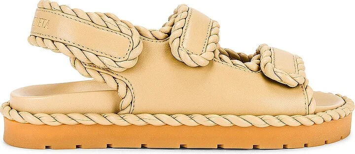 Bottega Veneta Jack Slingback Flat Sandal in Cream