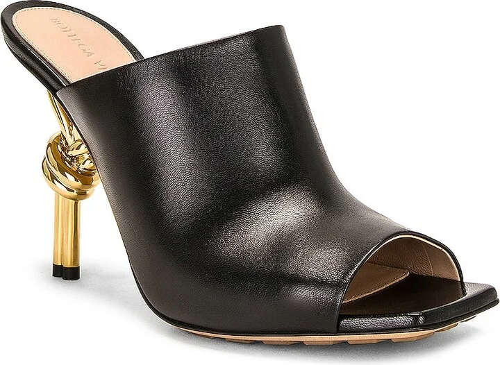 Bottega Veneta Knot Mule Sandal in Black - Image 2