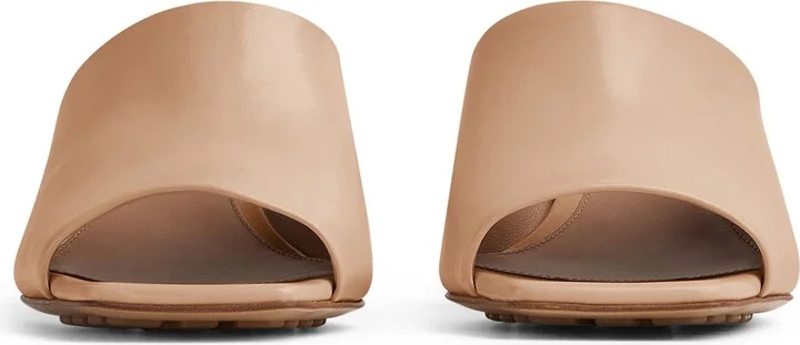 Bottega Veneta Lambskin Knot Mules 45 - Image 4