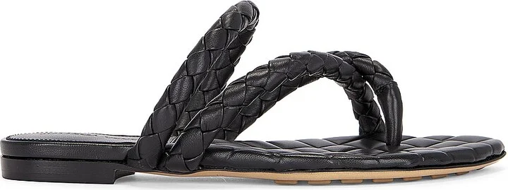Bottega Veneta Leaf Flat Sandal in Black