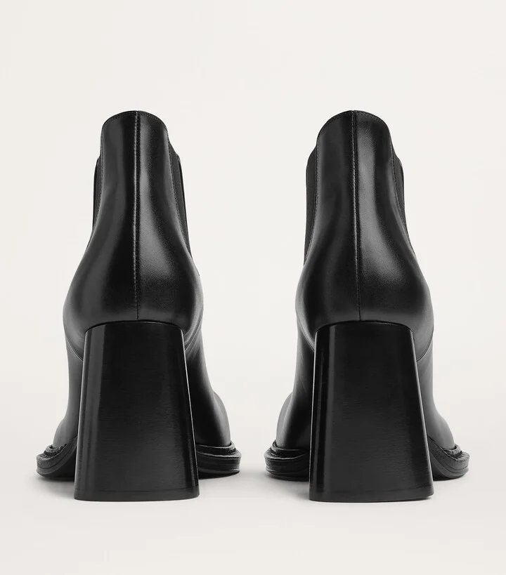 Bottega Veneta Leather Cliff Chelsea Boots 80 - Image 2