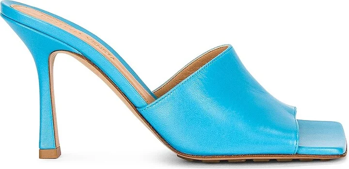 Bottega Veneta Leather Mules in Blue