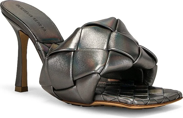 Bottega Veneta Lido Mule Sandals in Metallic Silver - Image 2