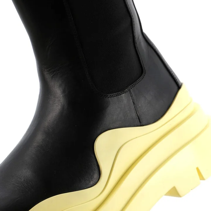 Bottega Veneta Men's Tire Chelsea Boots Leather and Rubber - Image 6