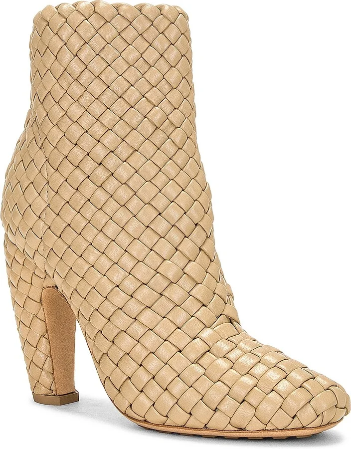 Bottega Veneta Mini Lido Ankle Boot in Beige - Image 2