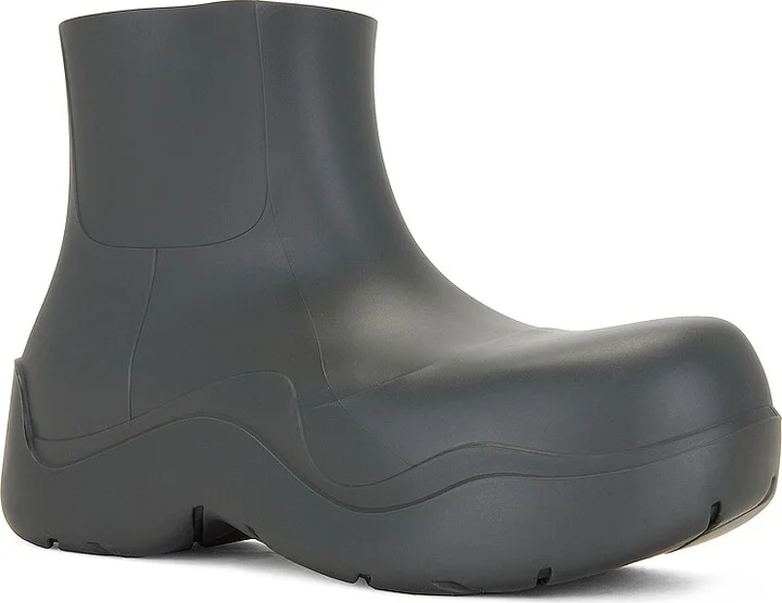 Bottega Veneta Puddle Ankle Boot in Grey - Image 2