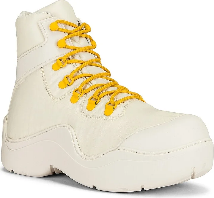 Bottega Veneta Puddle Bomber Boots in White - Image 2