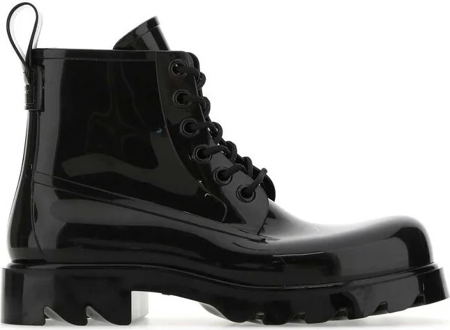Bottega Veneta Round Toe Lace-Up Boots