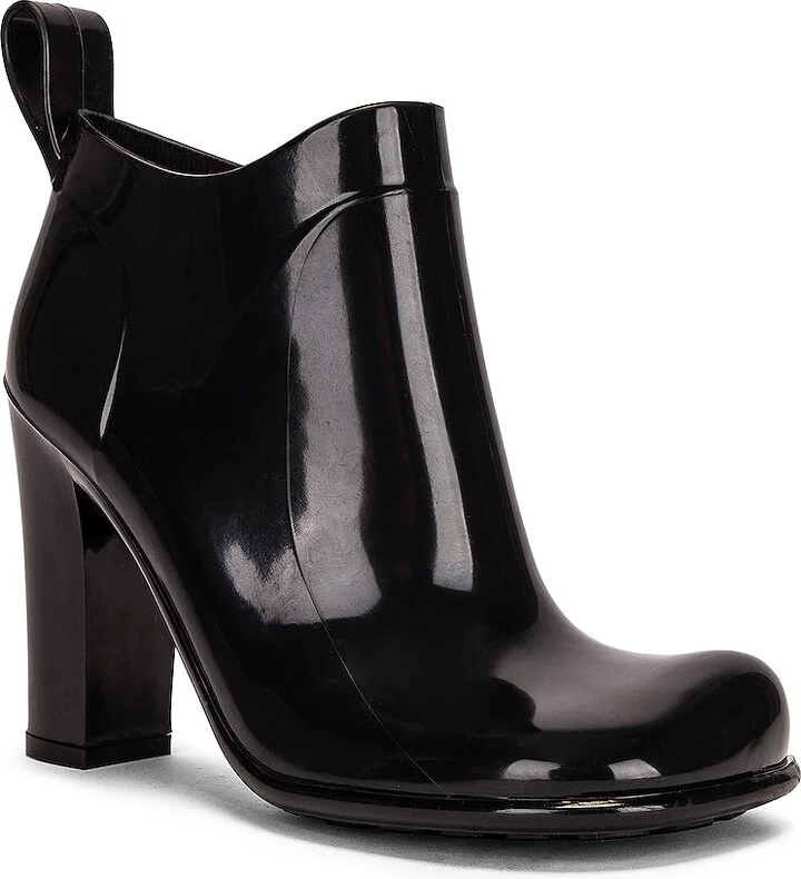 Bottega Veneta Rubber Ankle Boots in Black - Image 2