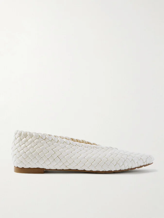 Bottega Veneta - Sofia Intrecciato Leather Point-toe Flat - White
