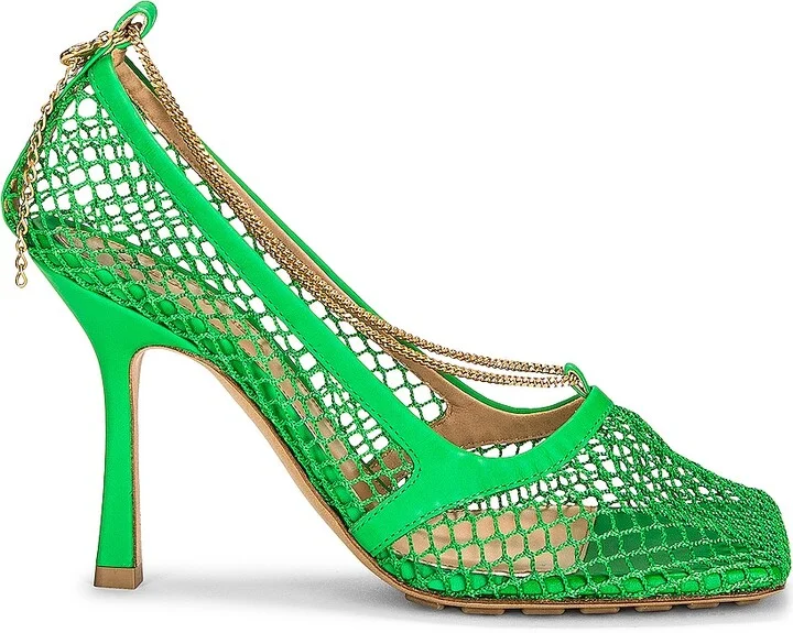 Bottega Veneta Stretch Pumps in Green