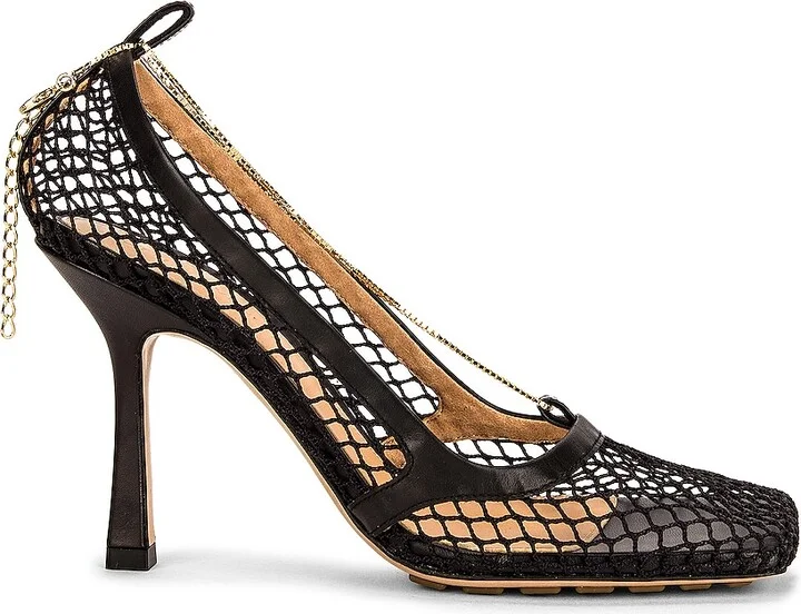 Bottega Veneta Stretch Sandals in Black in Black