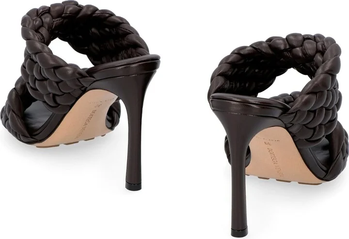 Bottega Veneta The Curve Leather Mules - Image 4