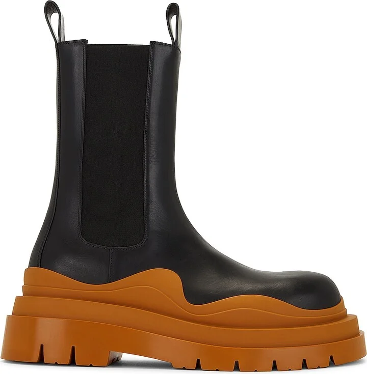 Bottega Veneta Tire Chelsea Boot in Black