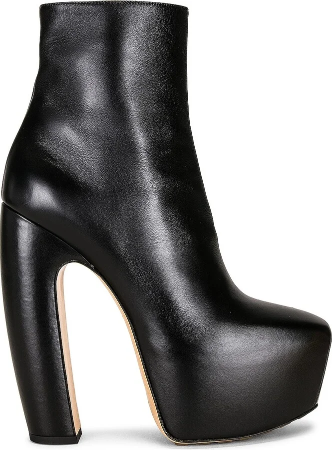 Bottega Veneta Wedge Ankle Boots in Black