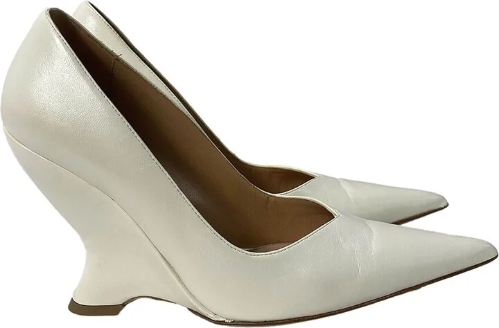 Bottega Veneta Women's Leather Punta Wedge Pump (Authentic Pre-Loved)