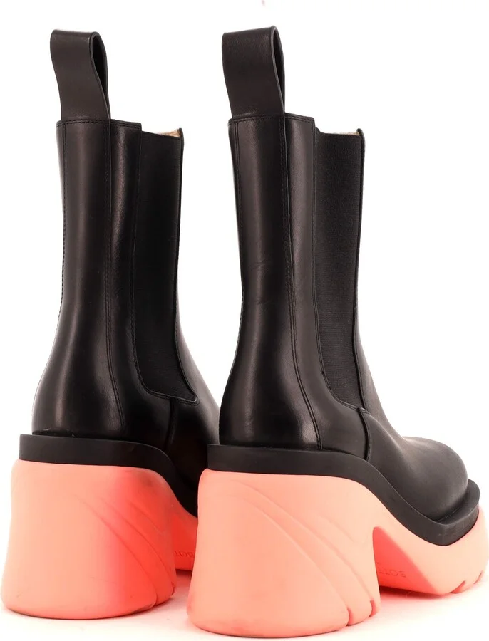 Bottega Veneta Women's The Flash Chelsea Boots Leather - Image 3