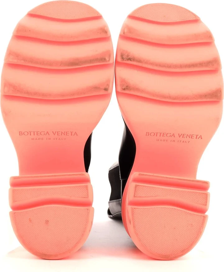 Bottega Veneta Women's The Flash Chelsea Boots Leather - Image 4