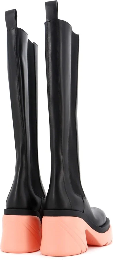 Bottega Veneta Women's The Flash Knee High Chelsea Boots Leather - Image 3