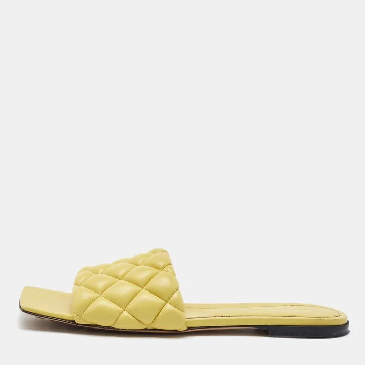 Bottega Veneta Yellow Quilted Leather Lido Flat Sandals Size 40