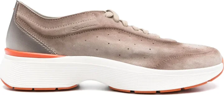 Bounce sneakers