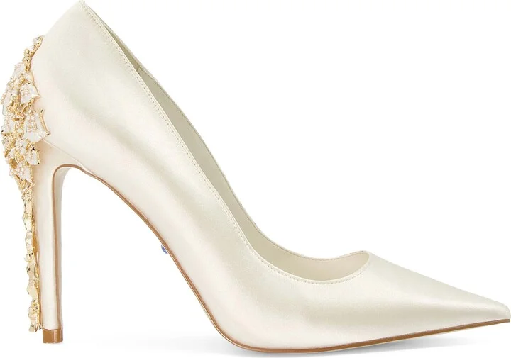 Boutiquie Pointed Toe Pump - Image 3