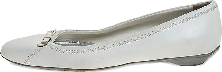 Bow-Detail Leather Ballet Flats