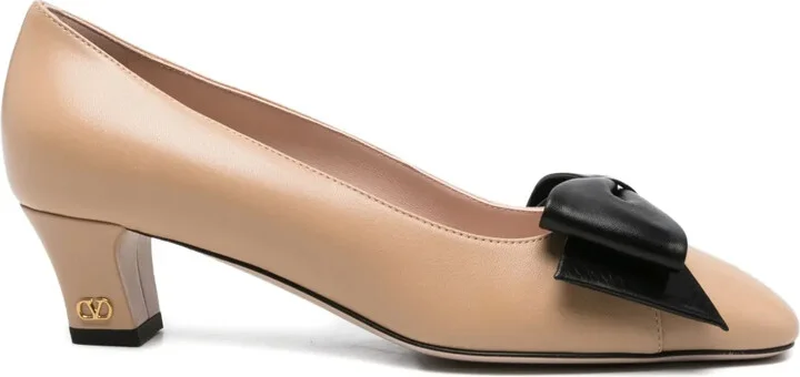 Bow-Detail Leather Pumps