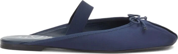 Bow-Detail Pleated Mules