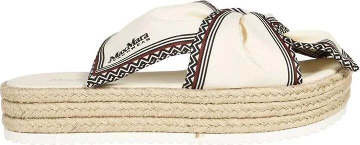 Bow Detail Sandals