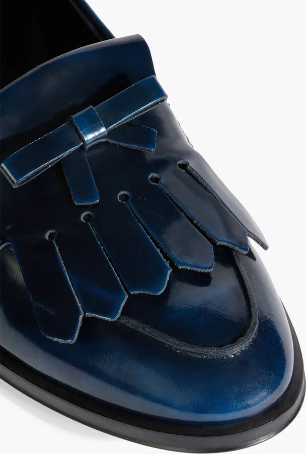 Bow-detailed fringed glossed-leather loafers - Image 4