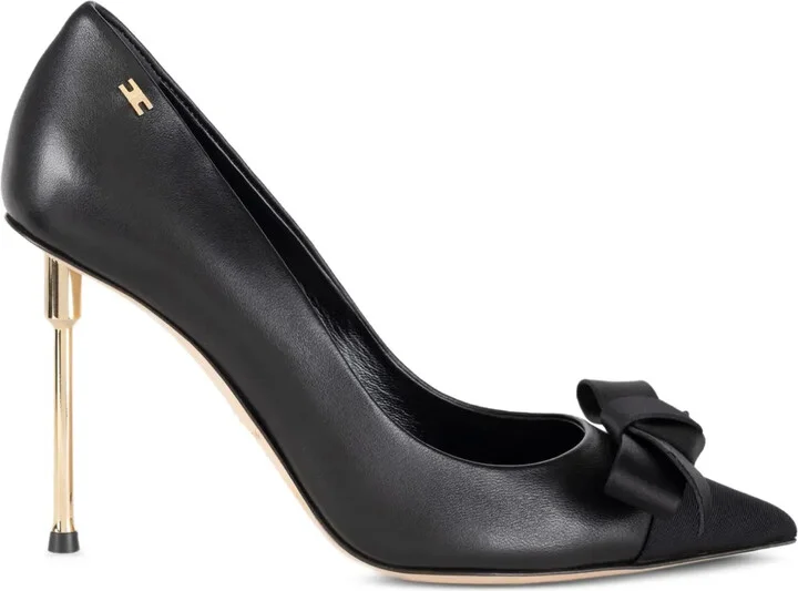 Bow-Details Leather Pumps