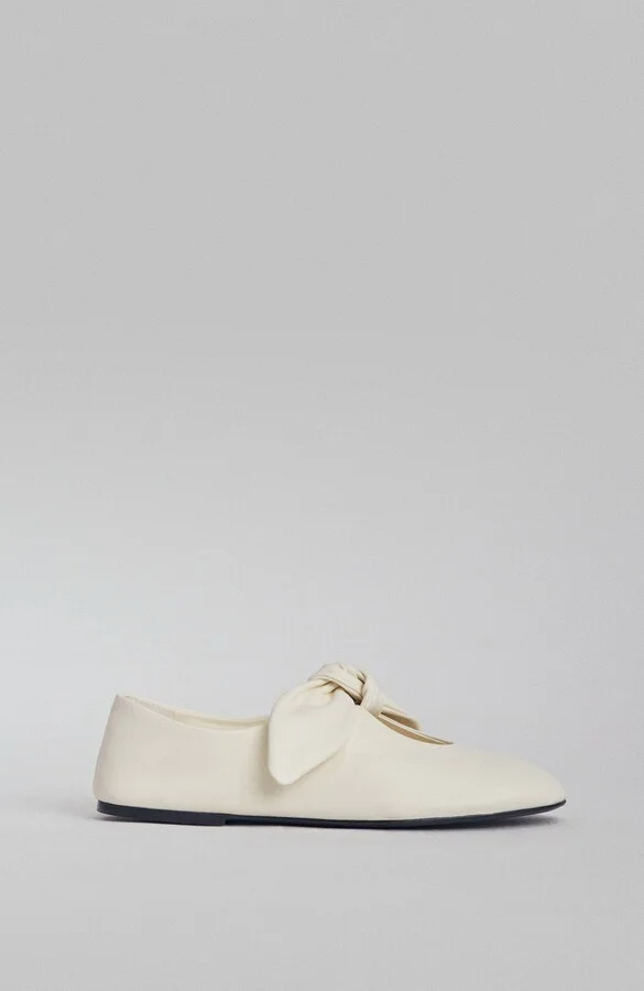 Bow Flat in Nappa Leather