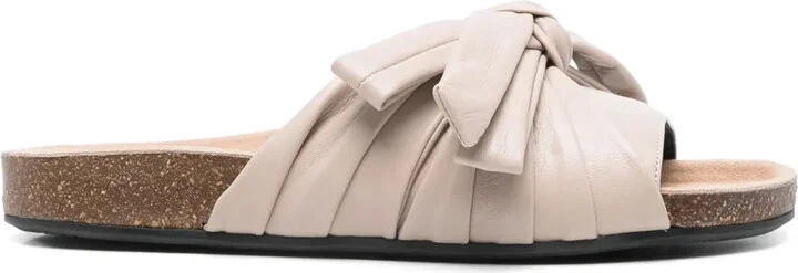 neutrals
