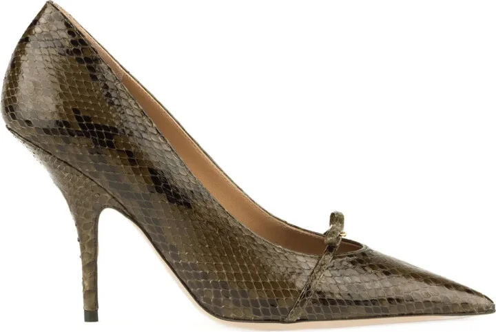 Bow Pumps