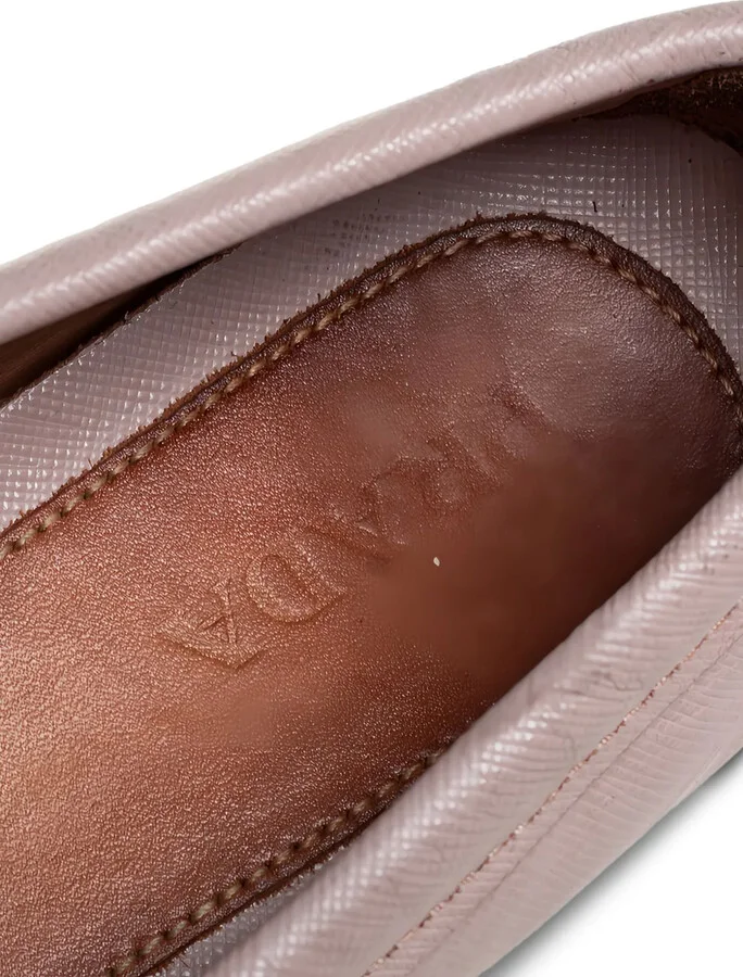 Bow-Tassel Leather Loafers - Image 4