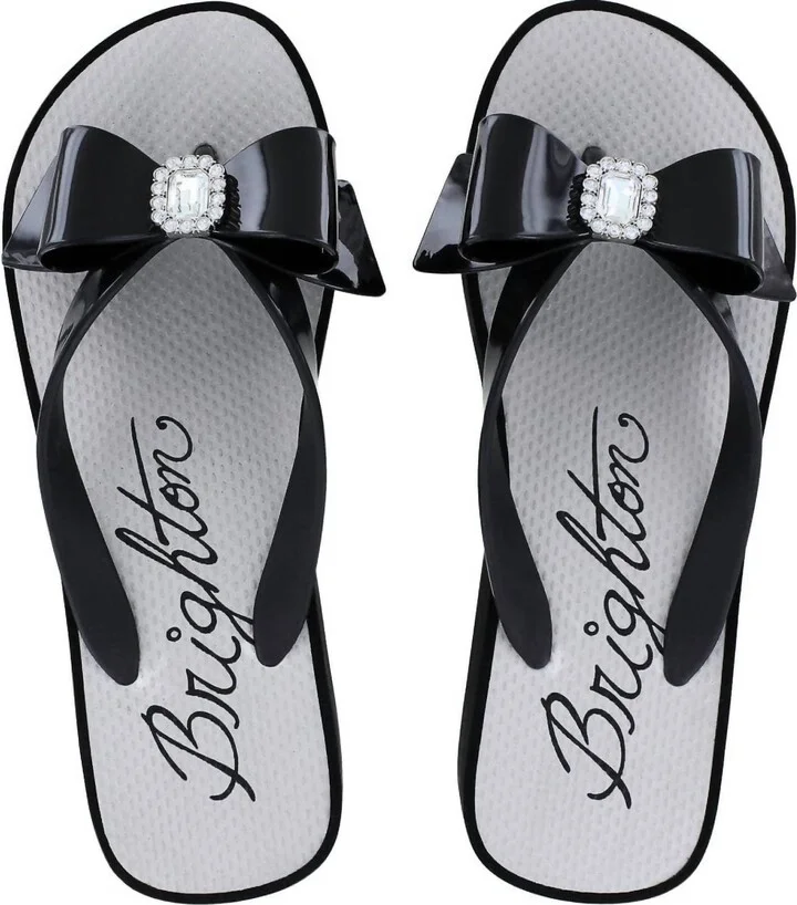 Bowie Wedge Flip Flops In Black