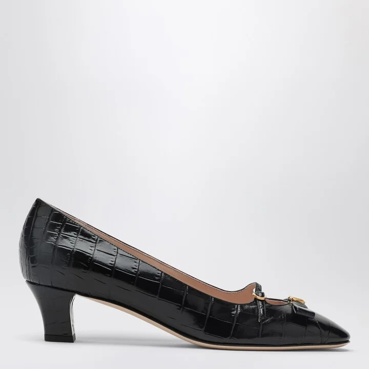 Bowow black crocodile-effect pump