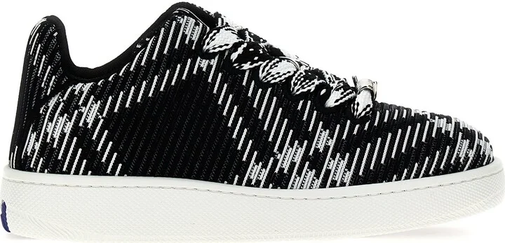 'box' Sneakers