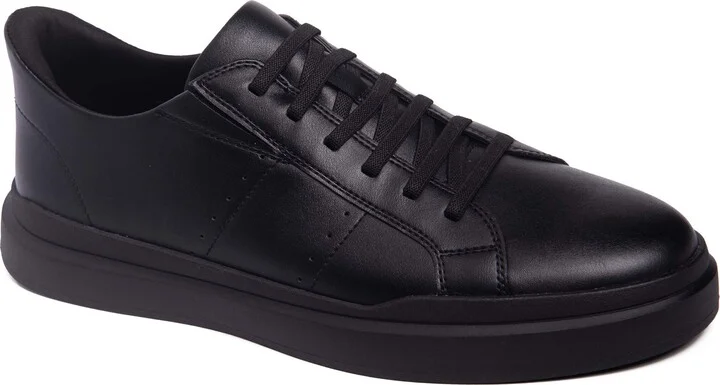 Boyle Street Sneaker