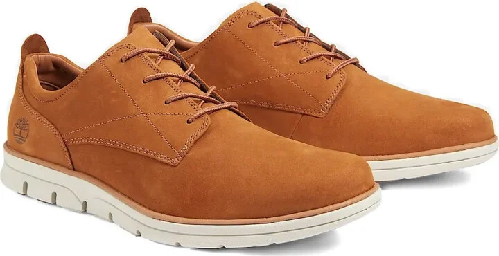 Bradstreet plain-toe lace-up boots