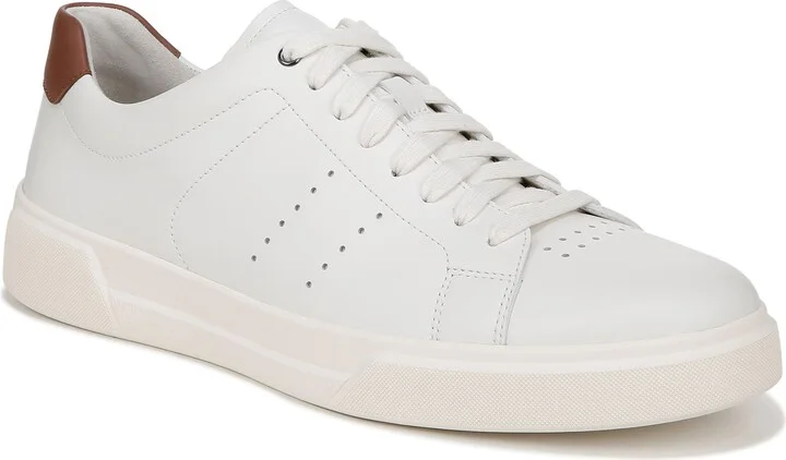 Brady Sneaker