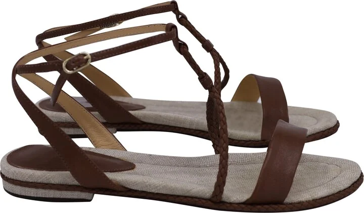 Braided Flat Sandals in Brown Calfskin Leather