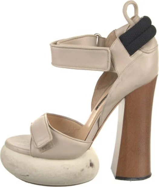 Neutrals