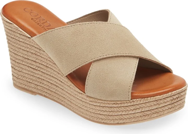 Sand-Arena Suede